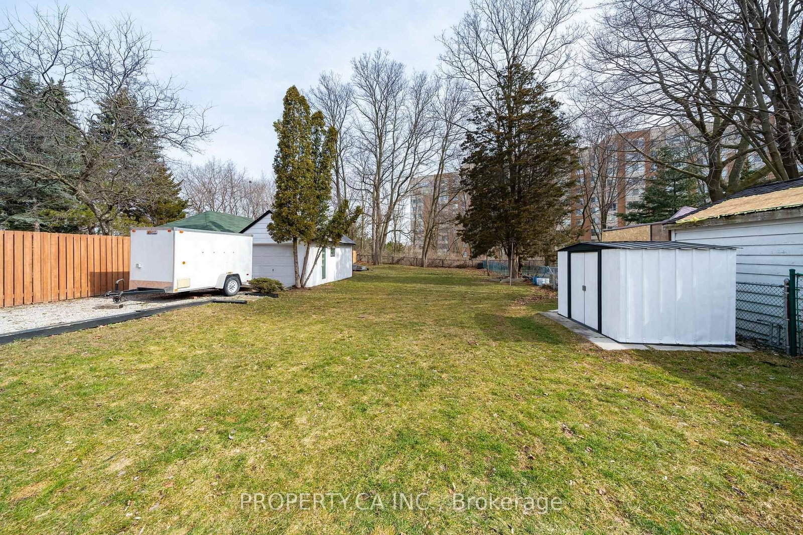 Listing Image 19