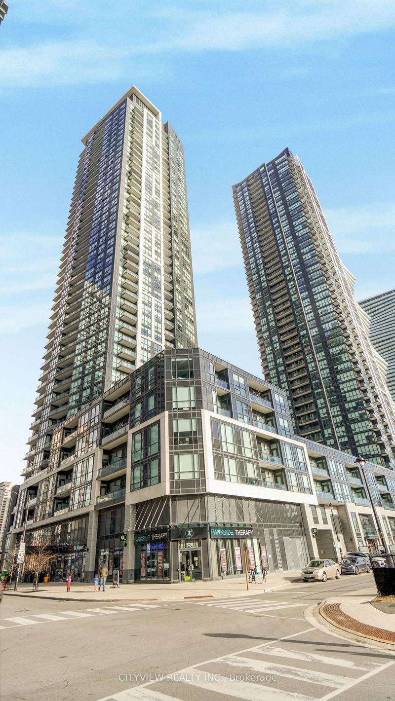 home for lease on 605-510 Curran Place