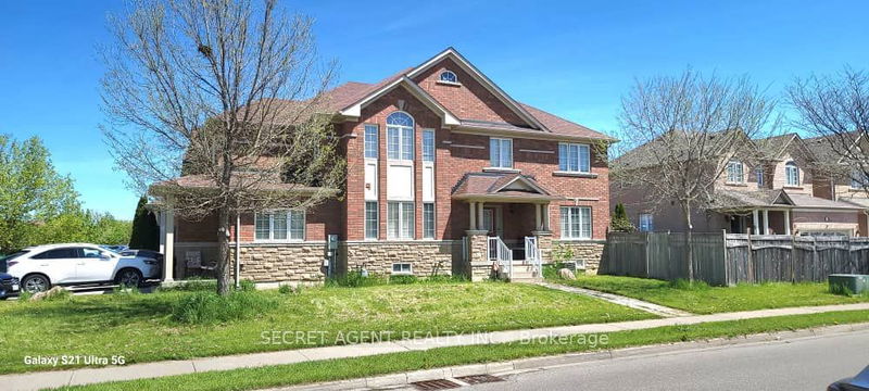 138 Zia Dodda Cres  Brampton, L6P 1T4 | Image 1