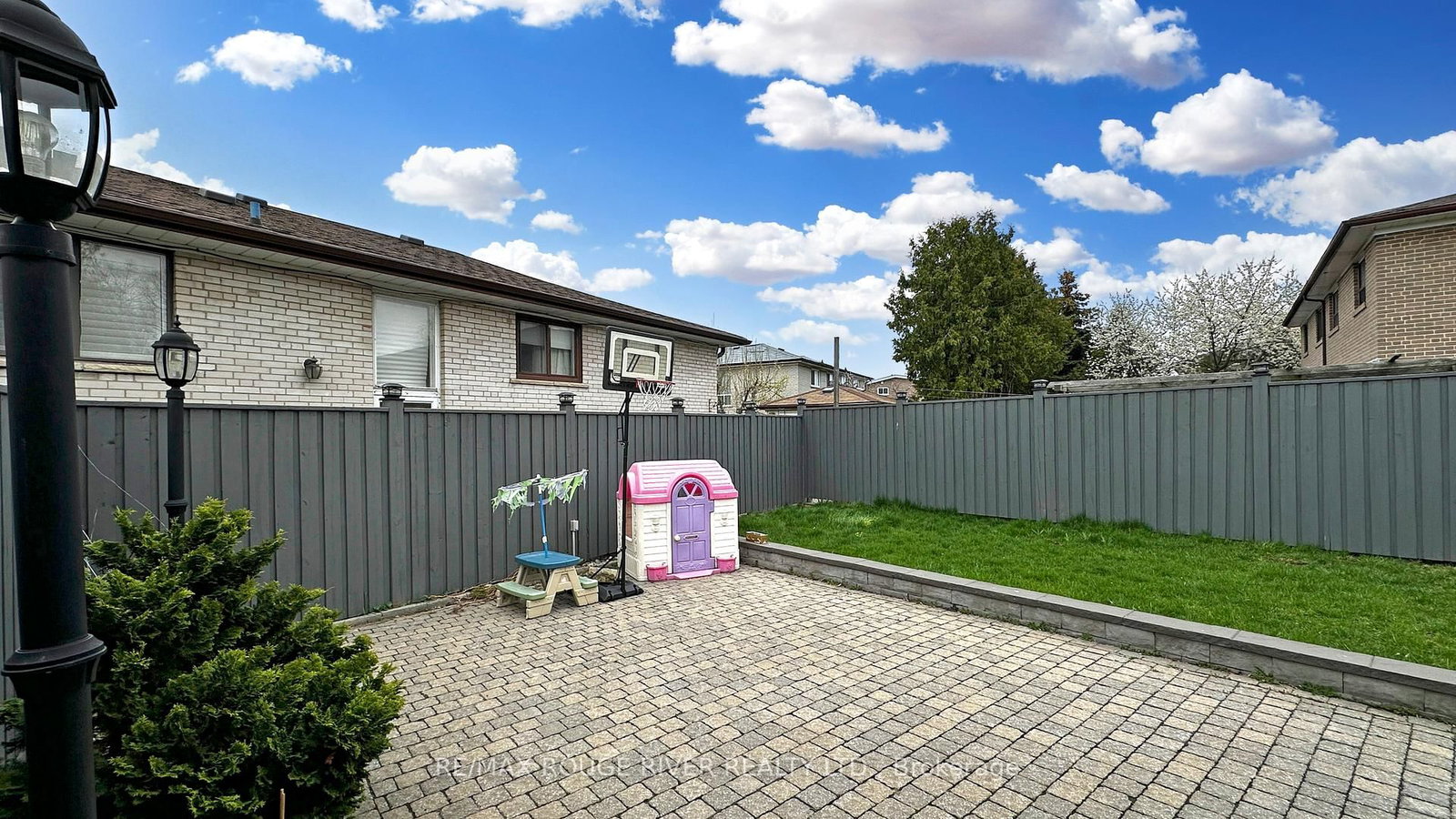 Listing Image 32