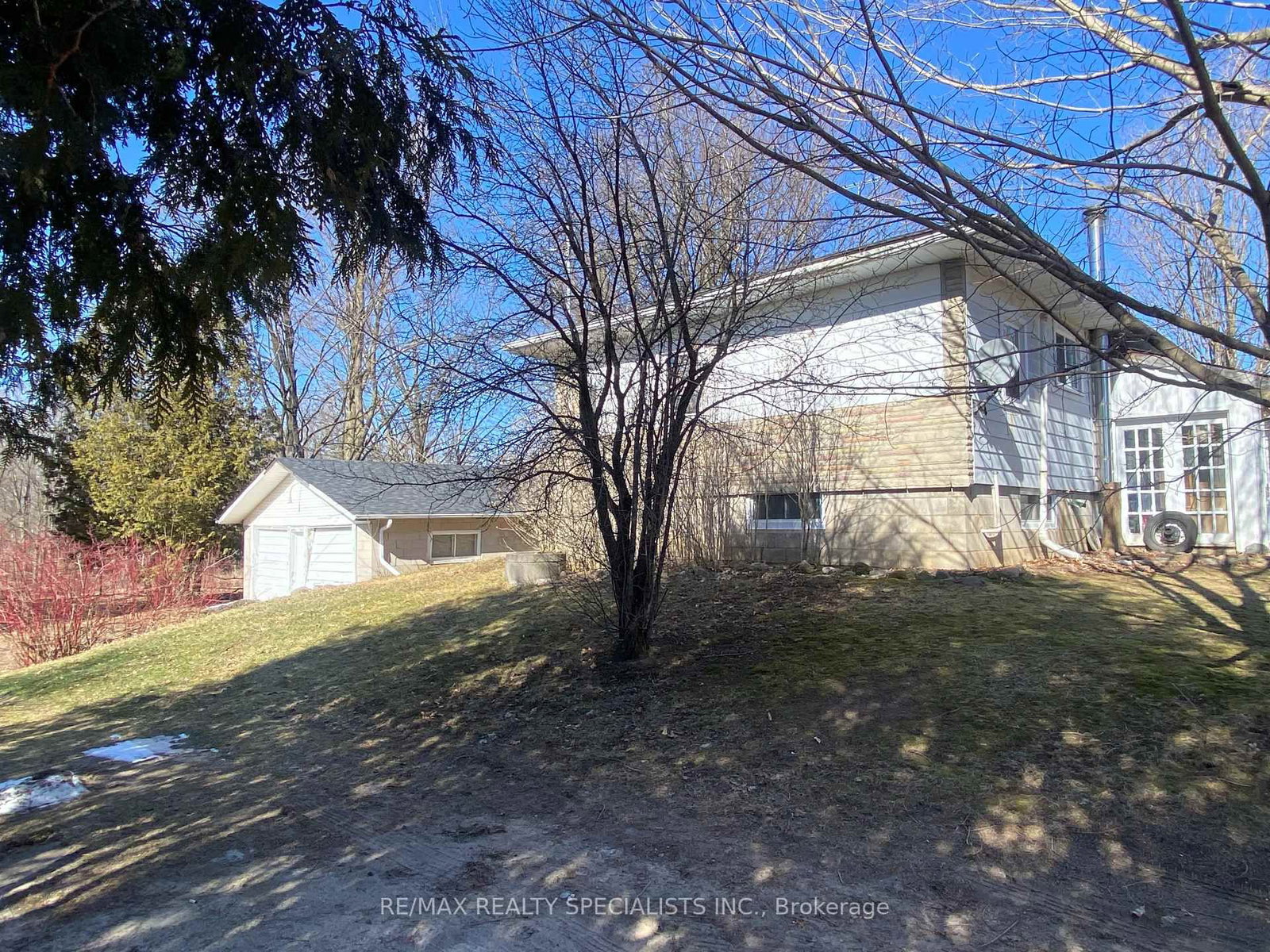 Listing Image 3