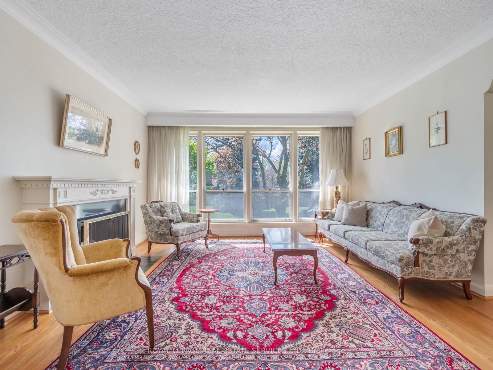 Listing Image 7