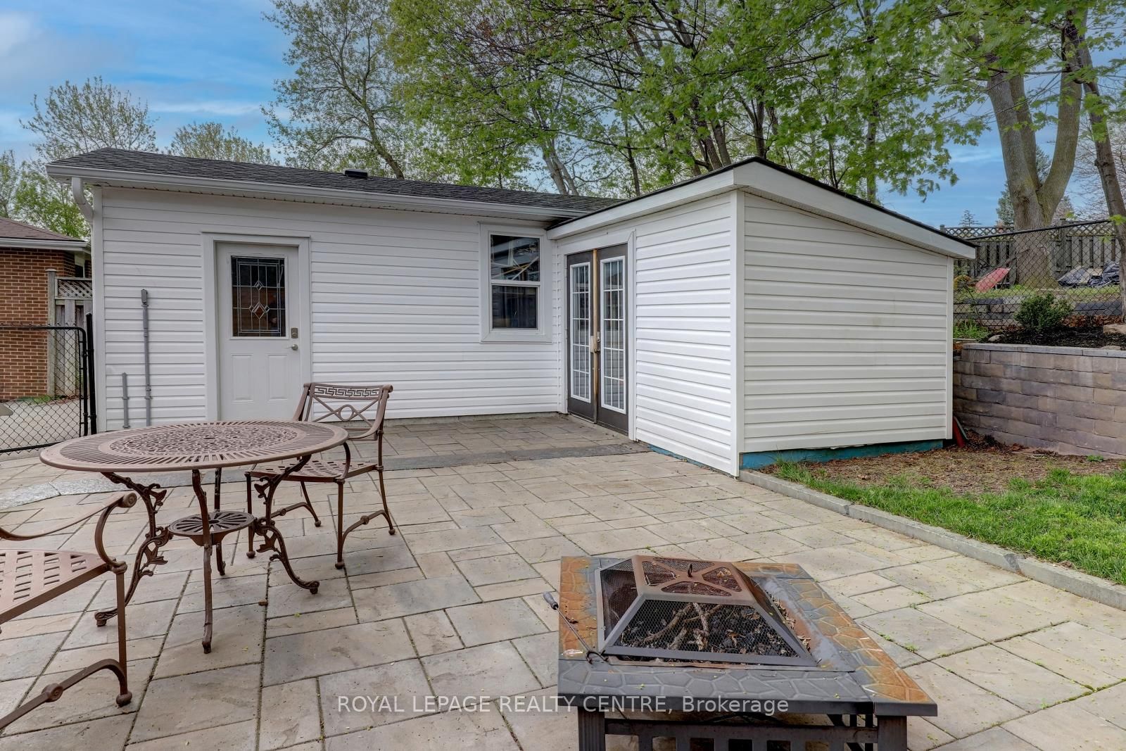Listing Image 38