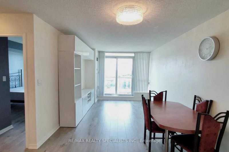 810 - 4879 Kimbermount Ave, Mississauga, L5M 7R8 | Image 2