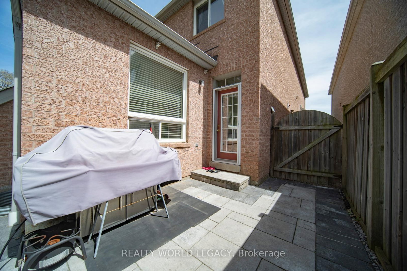 Listing Image 37