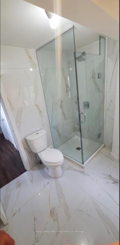 4 - 564 Lyons Lane, Oakville, L6J 2Y1 | Image 3