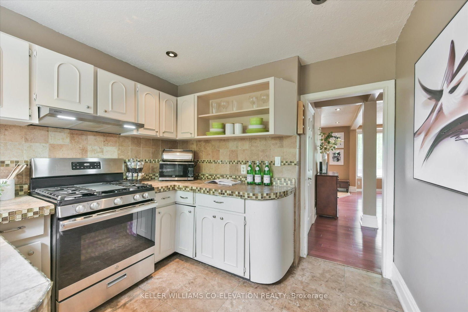 Listing Image 15