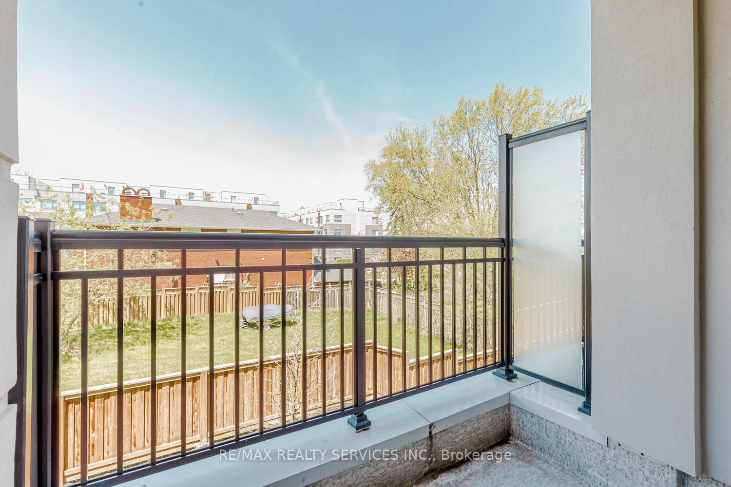 Listing Image 17