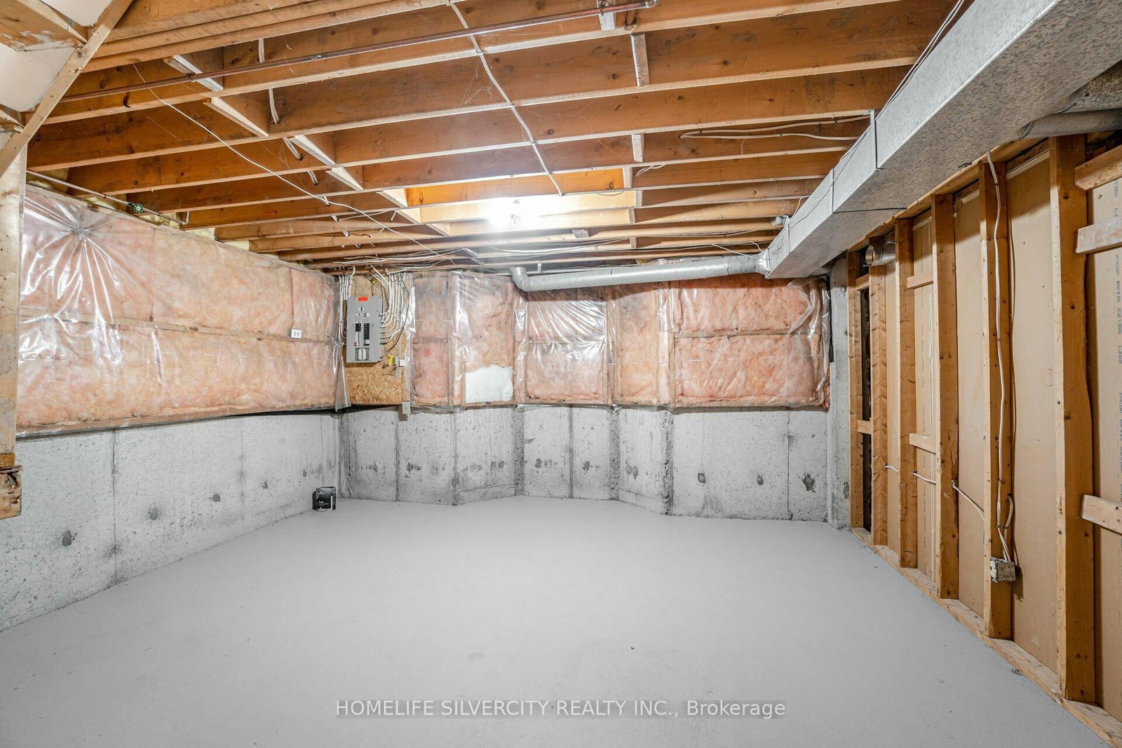 Listing Image 38