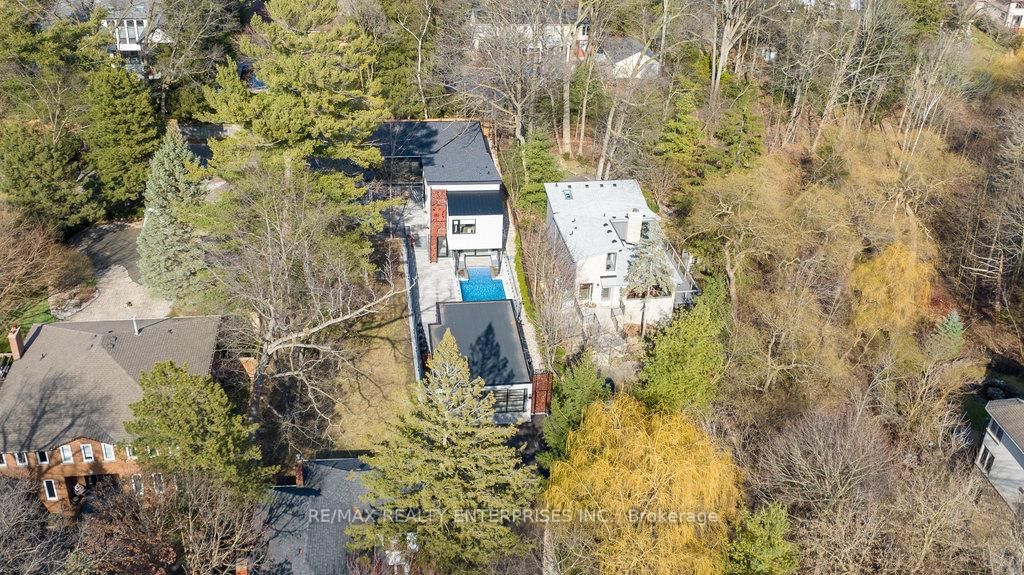 Listing Image 40