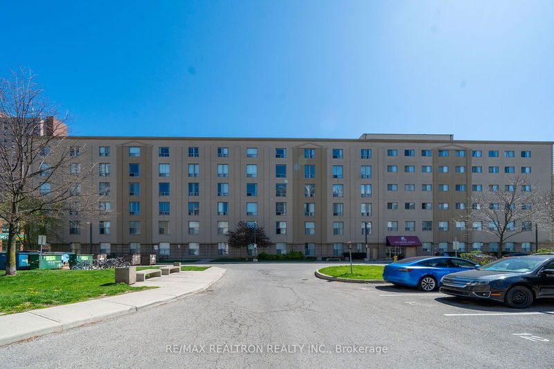 home for lease on 218-1401 Dupont Street