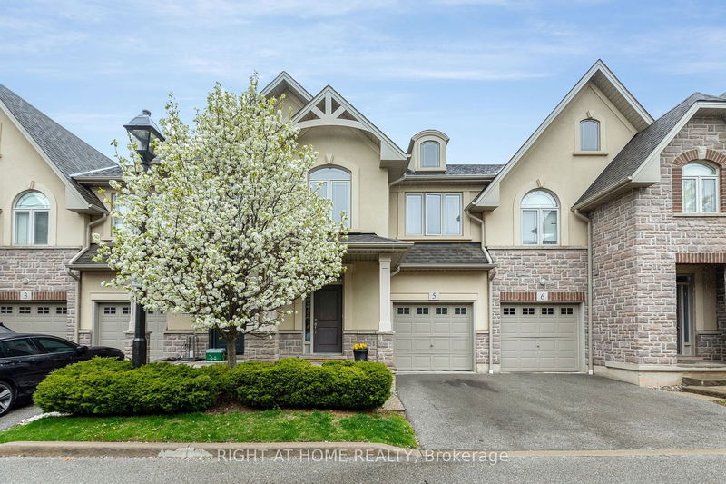home for lease on 5-5056 New Street