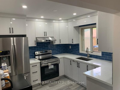 Semi-Detached House leased at Upper-2181 Wiseman Court, Mississauga, Ontario, L5J 1P3 - Clarkson - MLS: W8320288