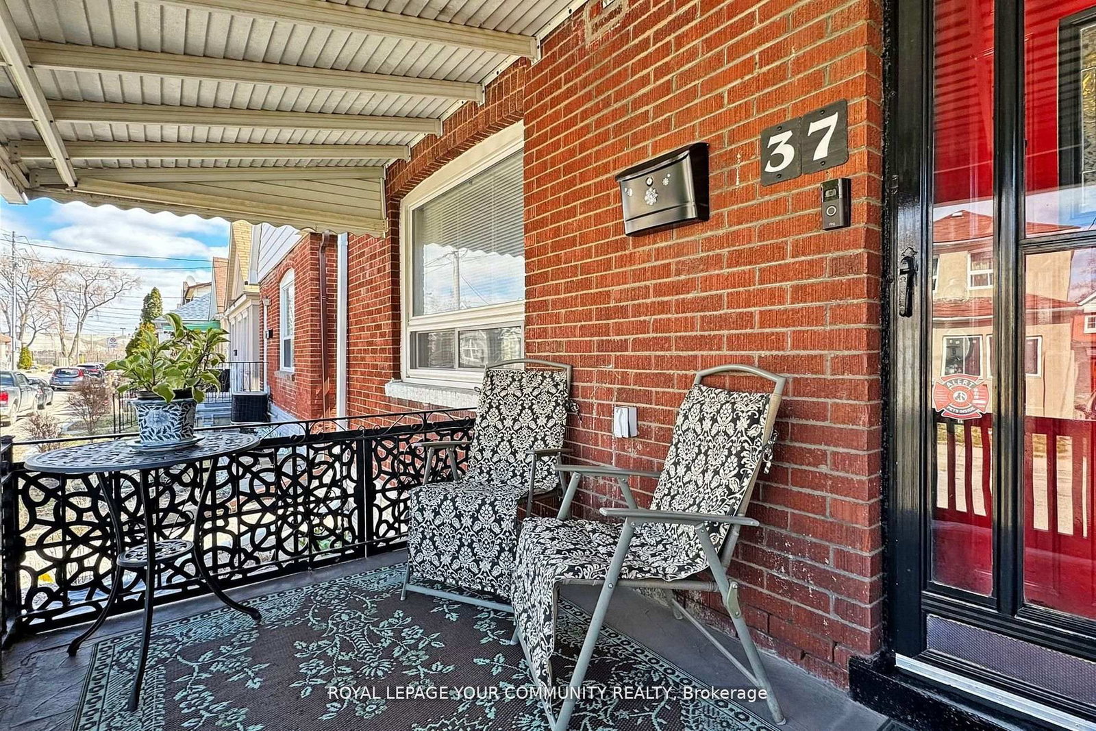Listing Image 3