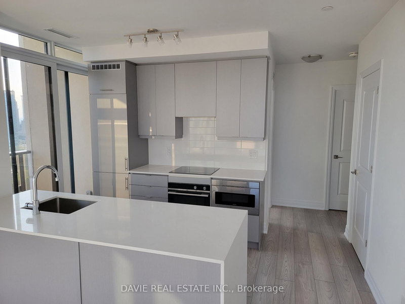 2607 - 36 Elm Dr W, Mississauga, L5B 0N3 | Image 3