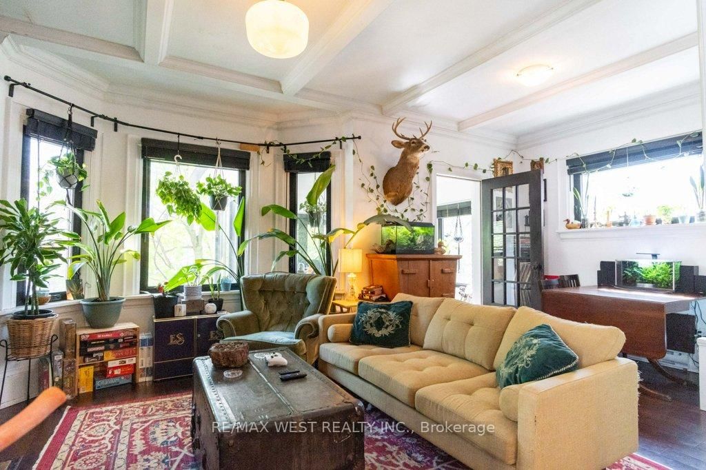 Listing Image 20