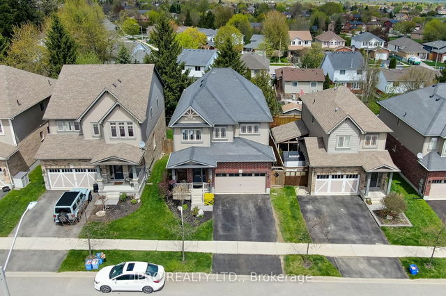 81 Wardlaw Avenue