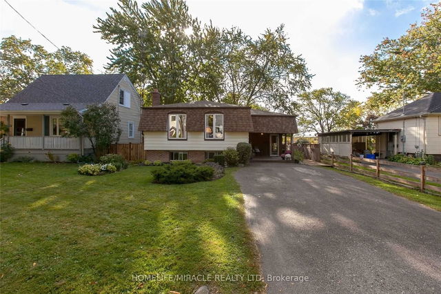 Upper - 2268 Fassel Avenue