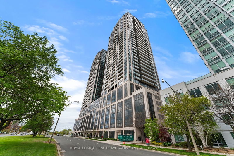home for sale on 1606-1926 Lake Shore Boulevard W