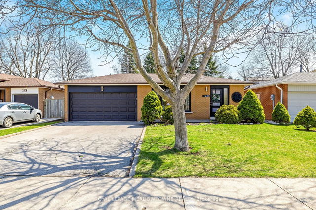 244 Laurier Avenue
