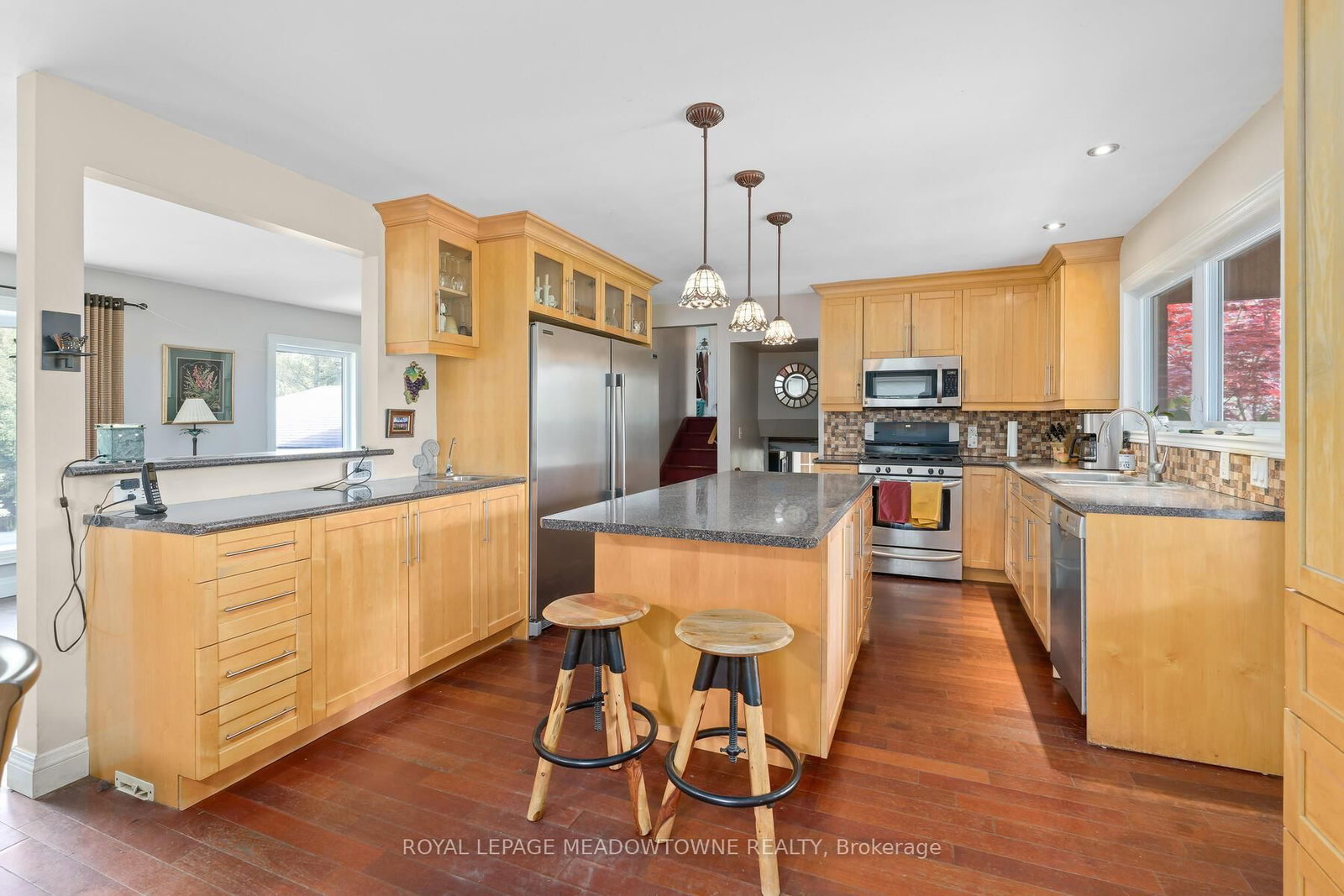 Listing Image 14