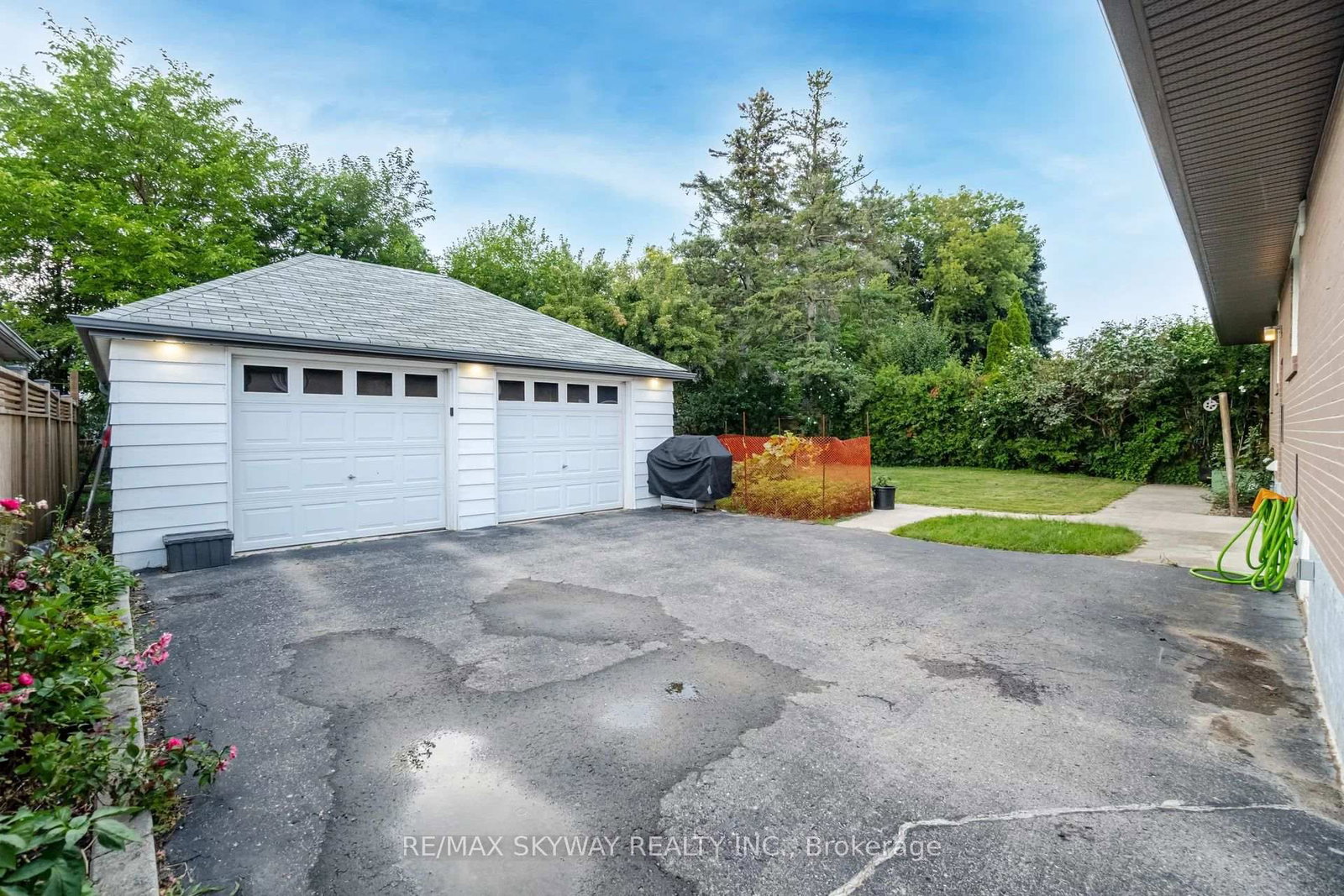 Listing Image 35