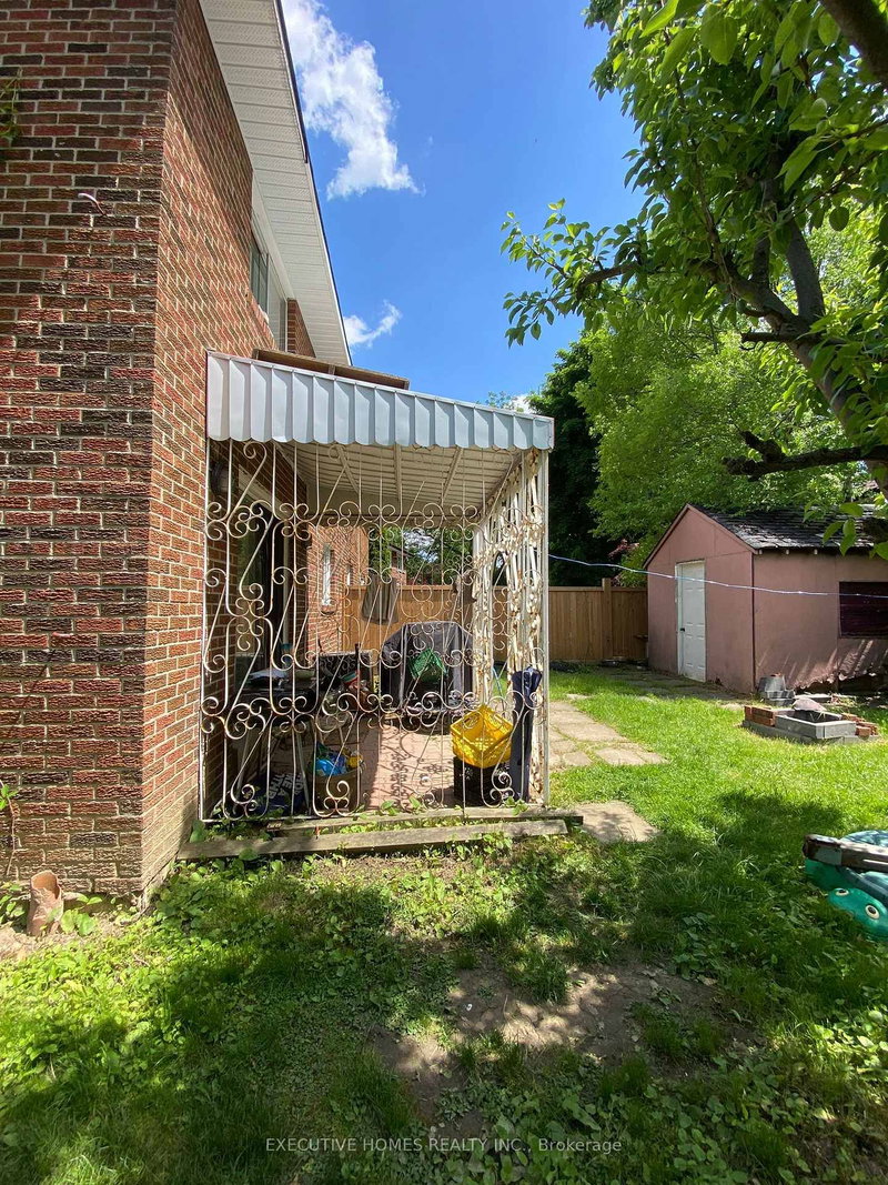 115 Mill St N, Brampton, L6X 2N8 | Image 3