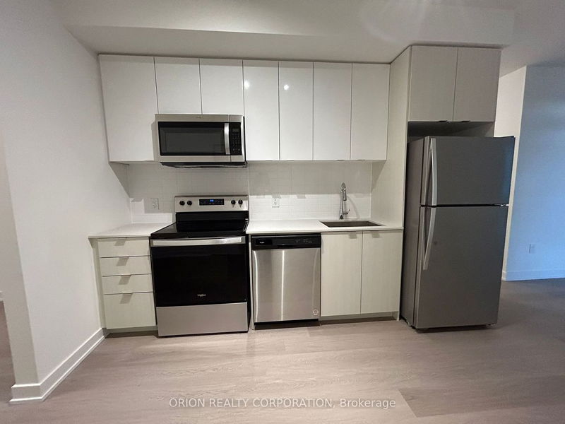 home for lease on 608-859 The Queensway