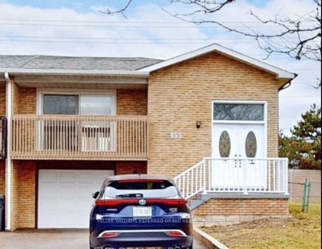 home for lease on 133 Manitou Crescent