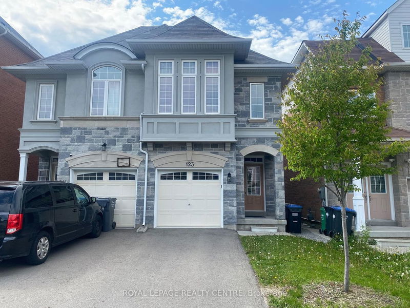 home for lease on 123 Preston Meadow Avenue
