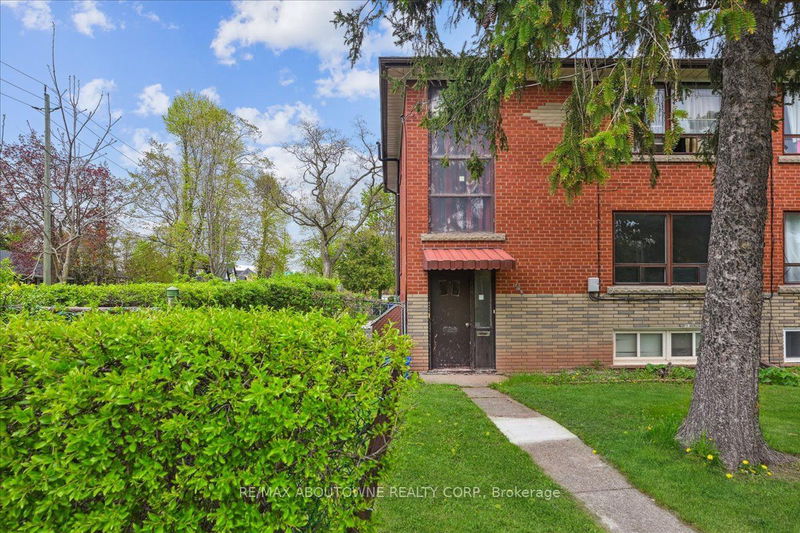 home for lease on 1-203 Nelson Street