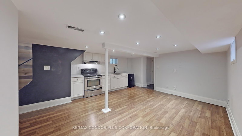 BSMT - 640 Runnymede Rd, Toronto, M6S 3A2 | Image 2