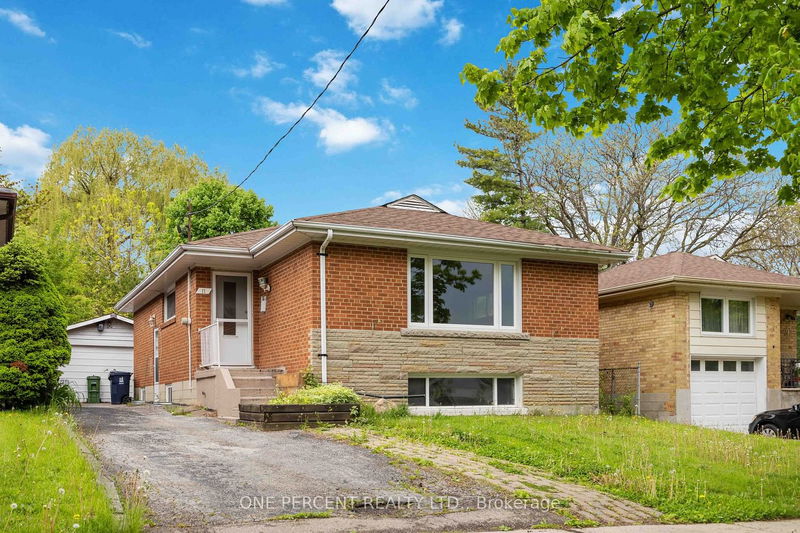 home for sale on 11 Westona Street