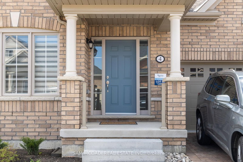 4 Clermiston Cres, Brampton, L6R 3W9 | Image 2