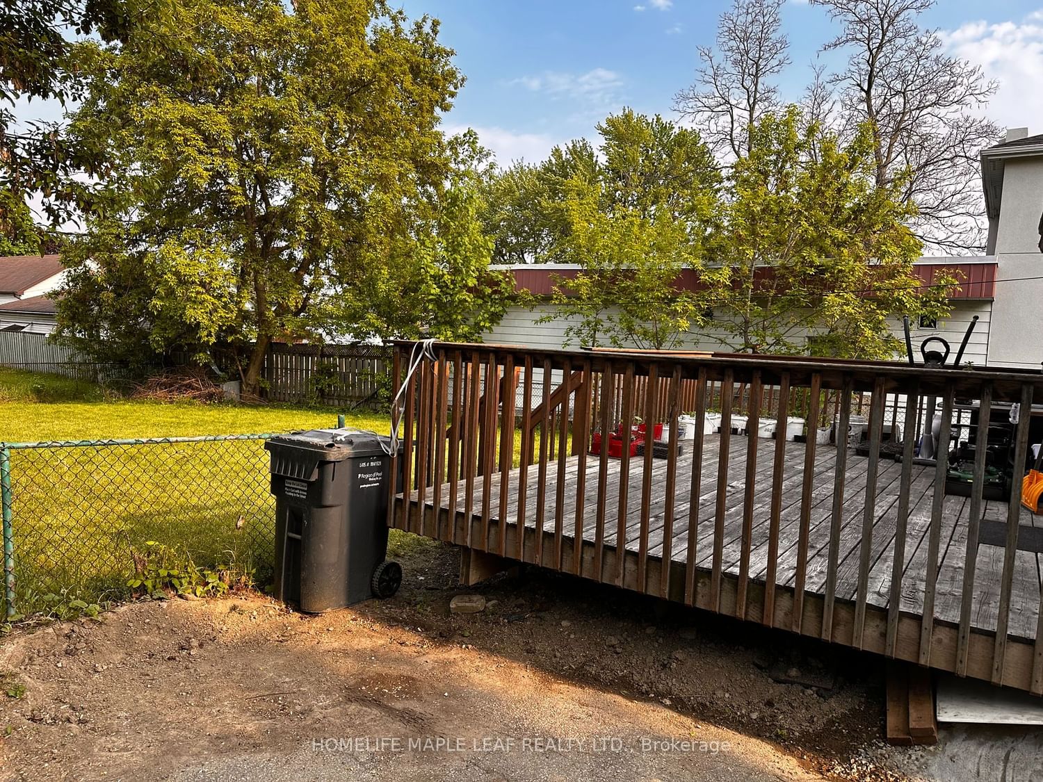 Listing Image 3