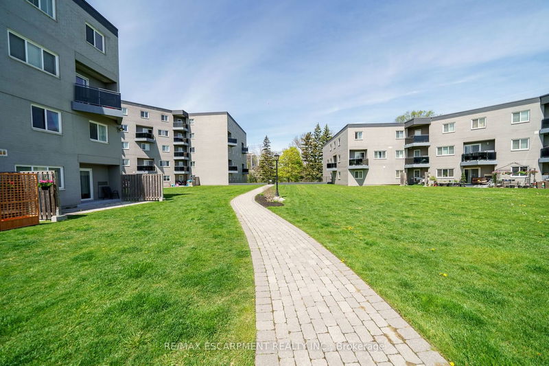  88 - 2001 Bonnymede Dr N Mississauga, L5J 4H8 | Image 33