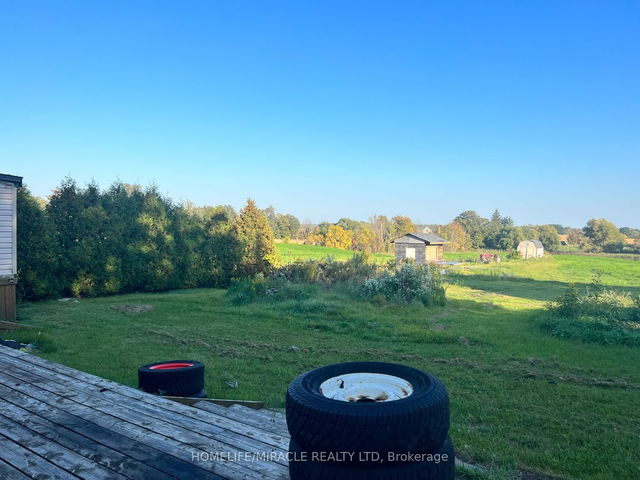 #Garage - 5006 DERRY Road