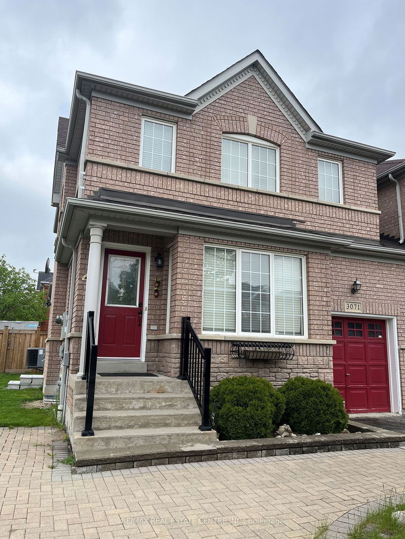 home for lease on 3071 Lavenham Place