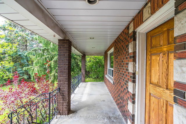 248 Rustic Road