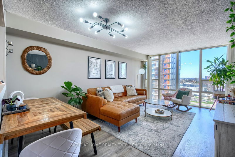 home for sale on 2006-330 Rathburn Road W