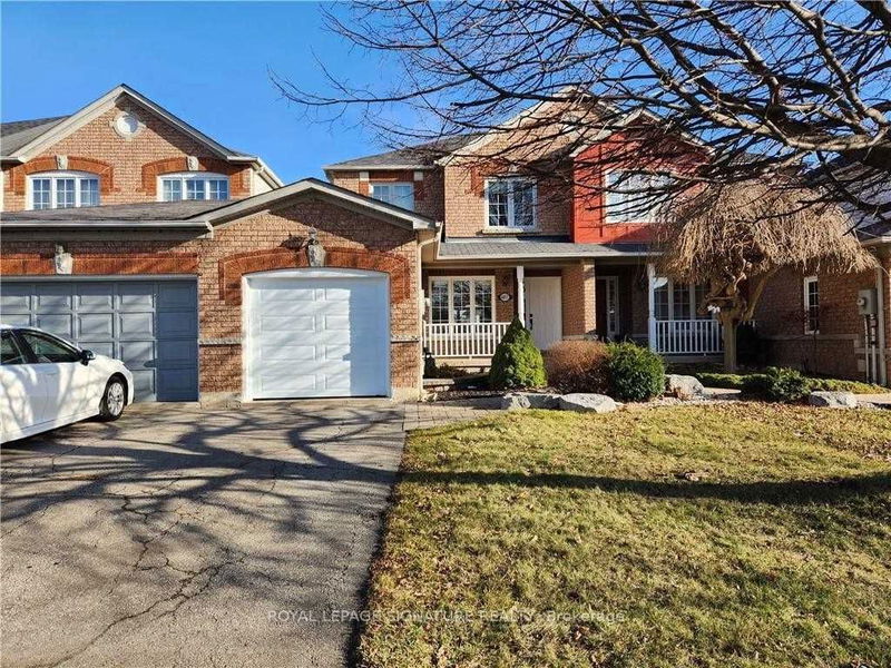 home for lease on 4017 Jarvis Crescent