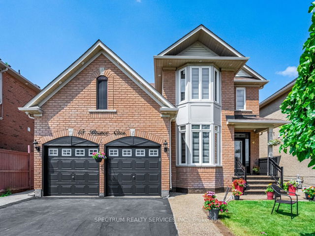 15 Borneo Crescent