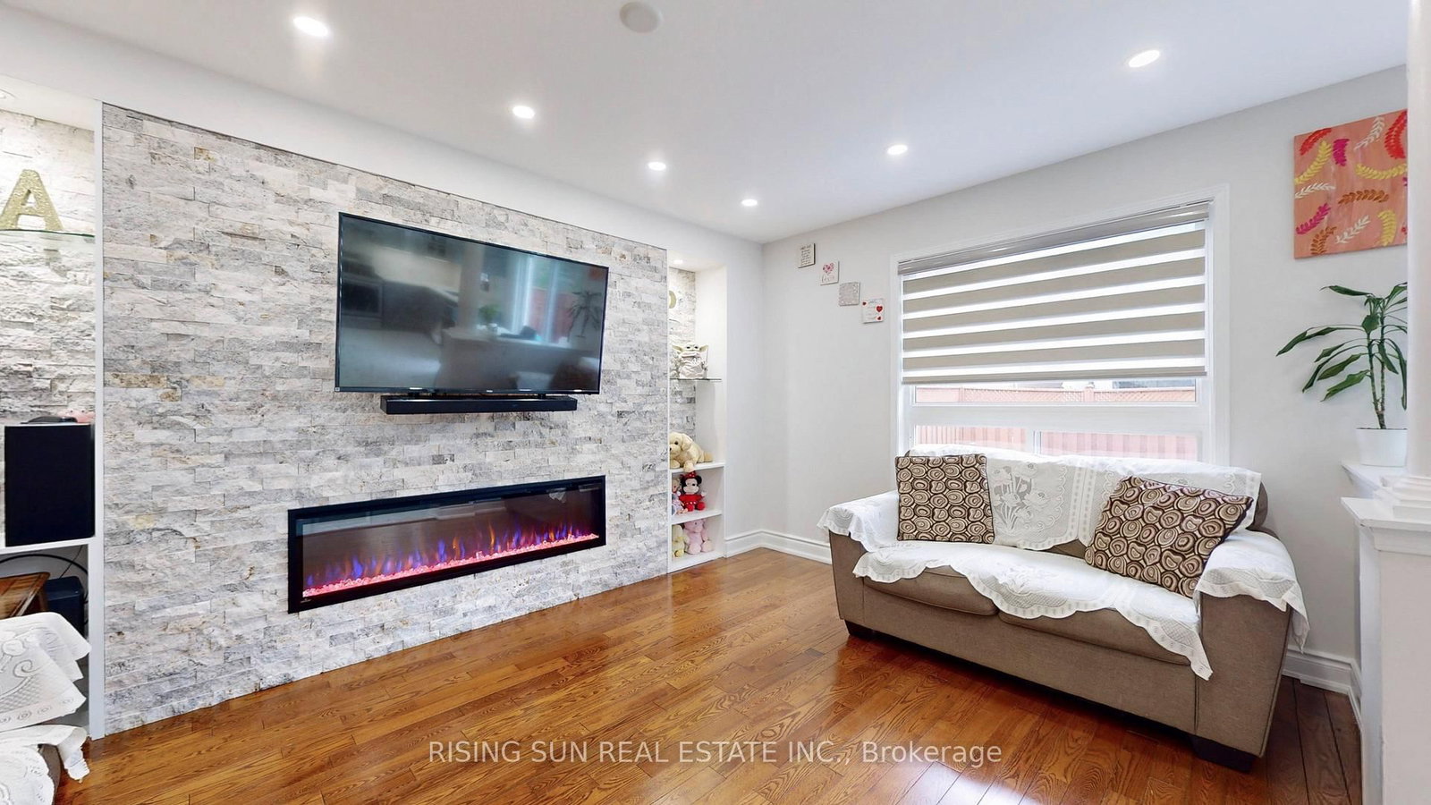 Listing Image 9