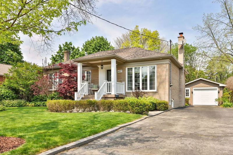 home for sale on 607 Lorne Street