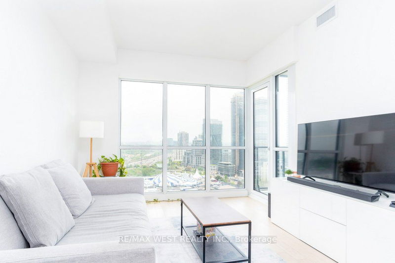  2508 - 10 Park Lawn Rd  Toronto, M8V 0H9 | Image 5