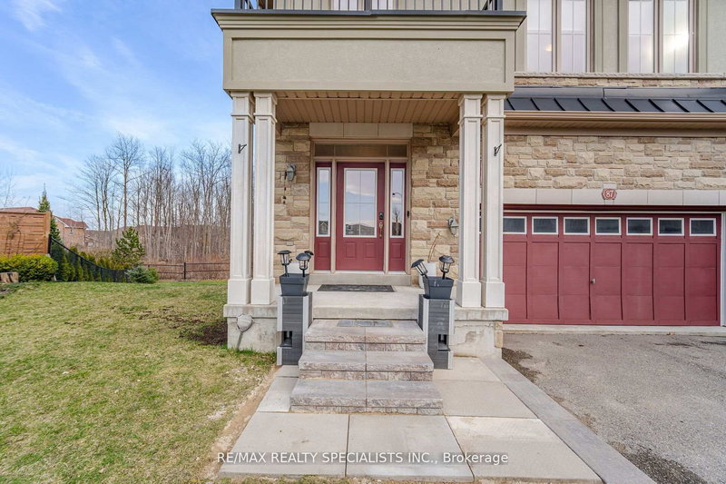 87 Haviland Circ, Brampton, L6R 0T7 | Image 3