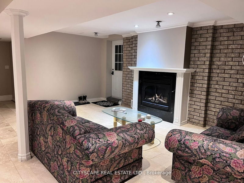 home for lease on 4562 Penhallow Road