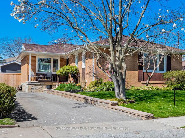 23 Buckhorn Place