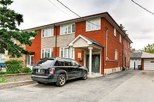 109 Cayuga Avenue