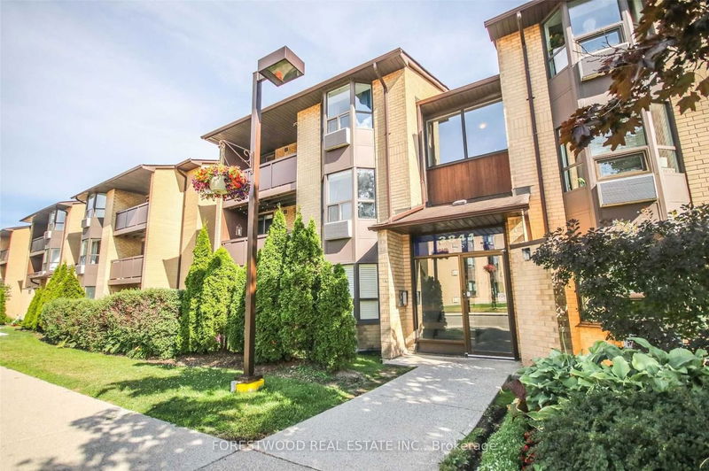 home for sale on 218-3841 Lake Shore Boulevard W